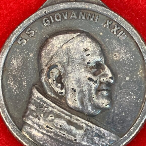 Vintage St. Christopher Protect Us & S.S. Giovanni XXIII Italy Silver Pendant - Picture 5 of 9